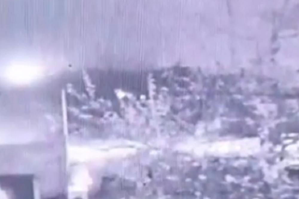 BEZOBRAZNO KRŠENJE POLICIJSKOG ČASA: Isplivao je novi šok snimak! Šta to radite ljudi, jeste li normalni?! (VIDEO)