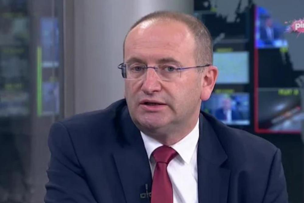 OVAJ ČOVEK JE UPRAVO NAJAVIO VAŽNU STVAR U BORBI SRBIJE SA KORONOM: Sve će biti poznato već SLEDEĆE NEDELJE!