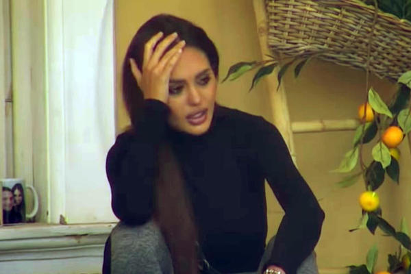 "NIJE IMAO KO DA DOĐE PO NJU, MOŽDANI UDAR, UMRLA JE SAMA U BOLNICI"! Nakon bakine smrti, Ana Korać na meti OSUDA!