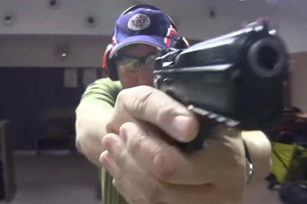 RUSI IMAJU NOVO SUPER-ORUŽJE: Ovaj primerak može da se nosi u džepu i izdržava na debelom minusu!