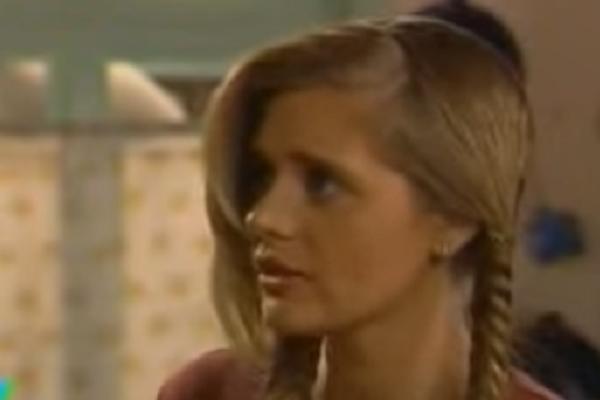 PAMTIMO JE KAO SIROMAŠNU MARISOL,A I PRIVATNO JOJ JE ŽIVOT DAVAO UDARCE: Izabranik je OSTAVIO TRUDNU,dugo ga KRILA!