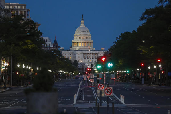 DEMOKRATAMA PRIPALA ARIZONA: Neizvesnost sve veća u trci za mesta u Senatu SAD