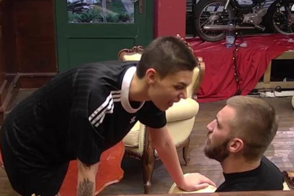 MENSURE, IMAĆEŠ RAT, ZNAŠ ŠTA SI MI RADIO U CRNOJ GORI! Mina ne prihvata raskid, opet PRETI, ovoga puta UŽASNO!