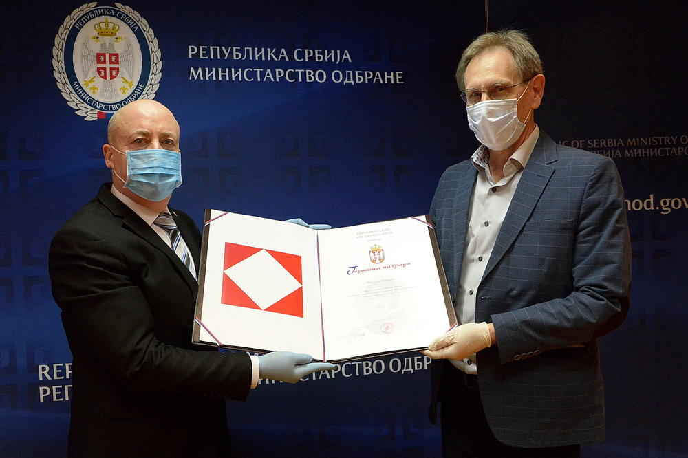 DODELJENE GODIŠNJE NAGRADE: Ovi ljudi jačaju Vojsku Srbije svojim znanjem