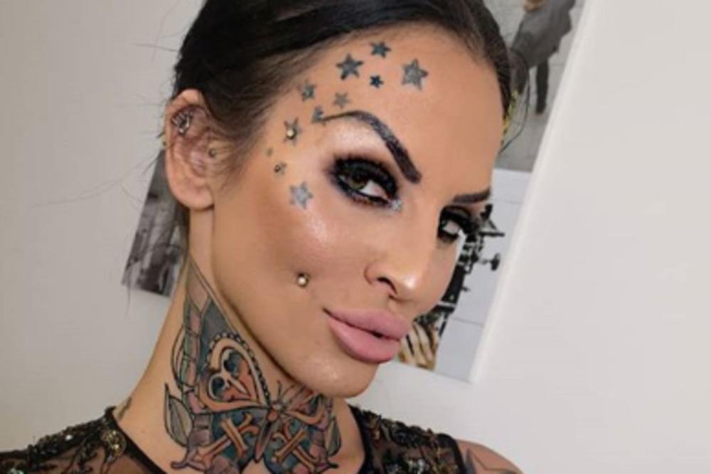 SKANDALOZAN SNIMAK JELENE KRUNIĆ SA POZNATIM OŽENJENIM PEVAČEM: Hoćeš da ti popu**m...