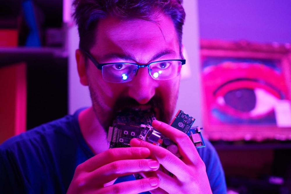 Online radionica "Digitalna sinteza zvuka" Igora Brkića poziva zainteresovane da se prijave