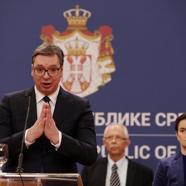 NE ISKLJUČUJEM PONOVNO UVOĐENJE MERA, SAČEKAĆEMO JOŠ KOJI DAN! Vučić ima najnovije saopštenje