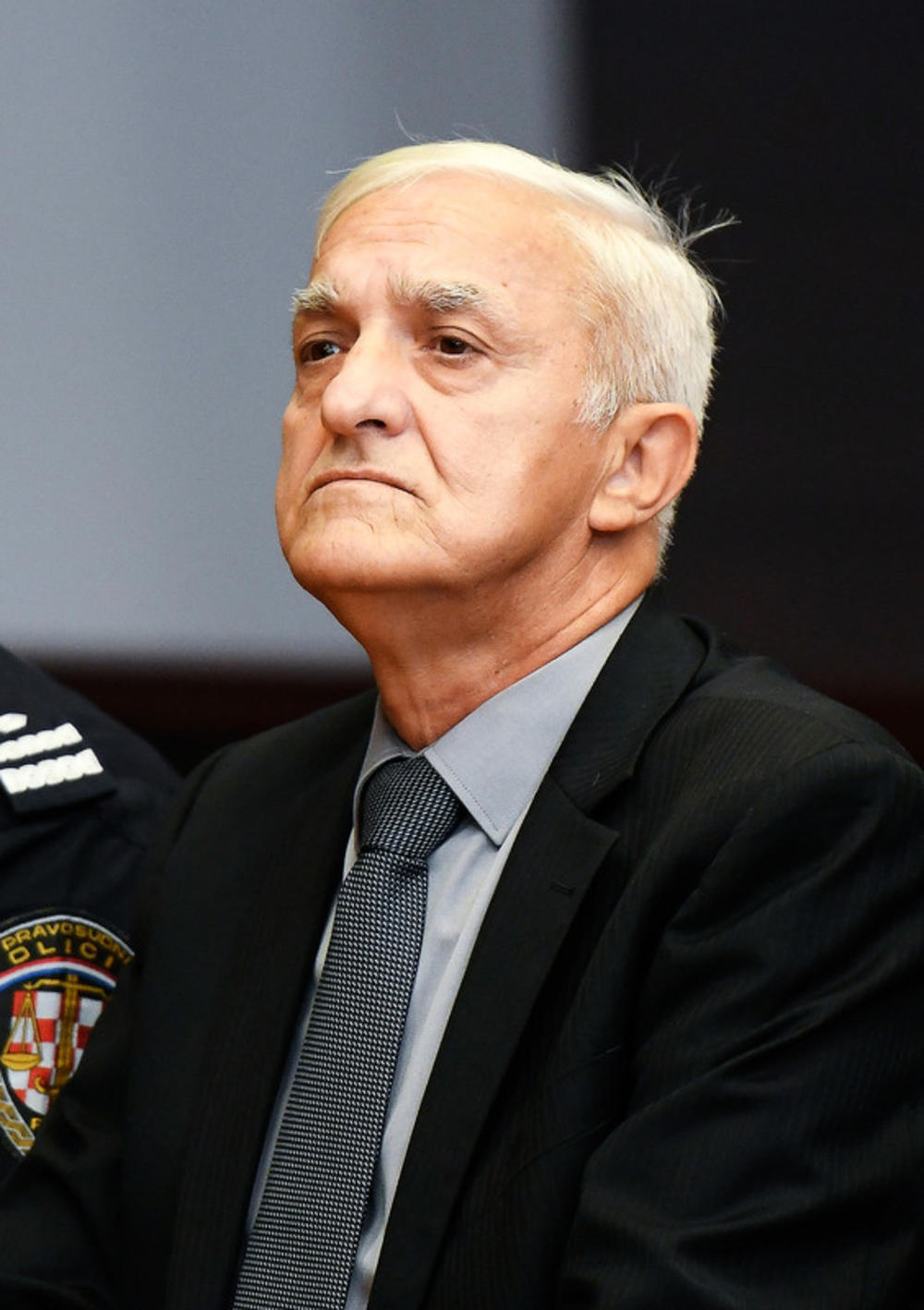 Kapetan Dragan je držao čvrstu vojničku disciplinu