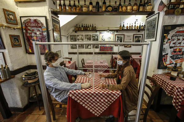 NE ZADRŽAVAJTE SE NA OVIH 12 MESTA: Oni su najveći rasadnici korone!