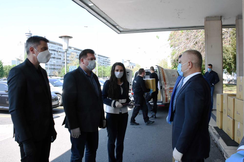 SRPSKO-RUSKI HUMANITARNI CENTAR DONIRAO POMOĆ ZA PRIPADNIKE MUP-A! Pogledajte šta su sve dobili! (FOTO)