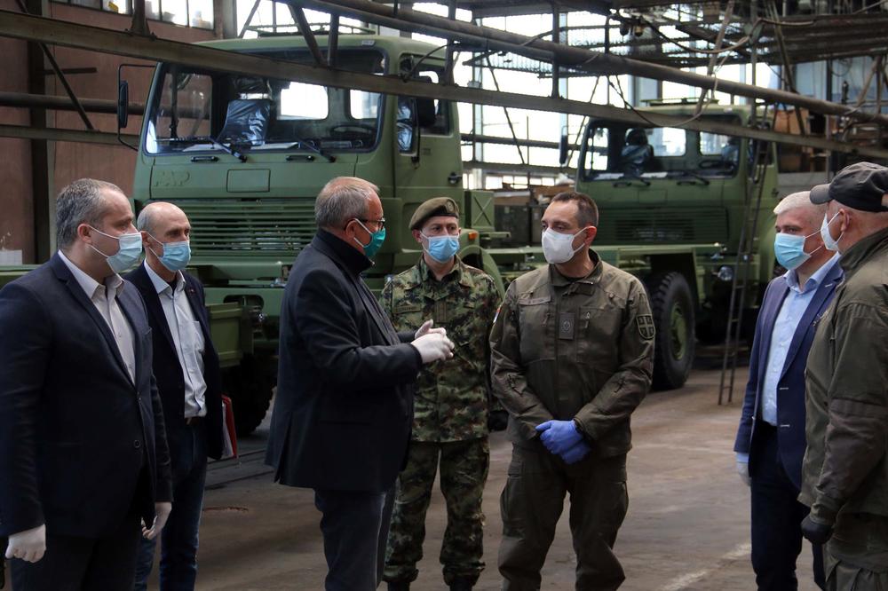 VAŽNA INVESTICIJA ZA VOJSKU SRBIJE: Devet novih kamiona iz FAP-a