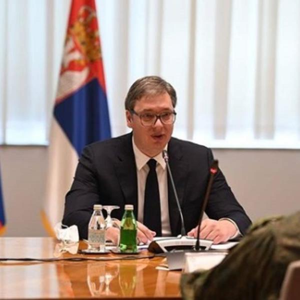 VUČIĆ SE SASTAO SA RUSKIM TIMOM! Oni pomažu Srbiji u borbi sa koronom! (FOTO)