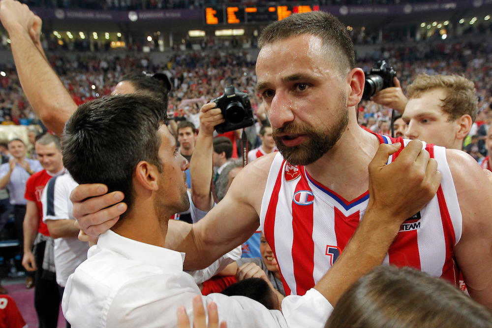 OD REPREZENTACIJE SRBIJE DO NJIVE I TRAKTORA: Neverovatan životni put Raška Katića, koji i dalje igra košarku!