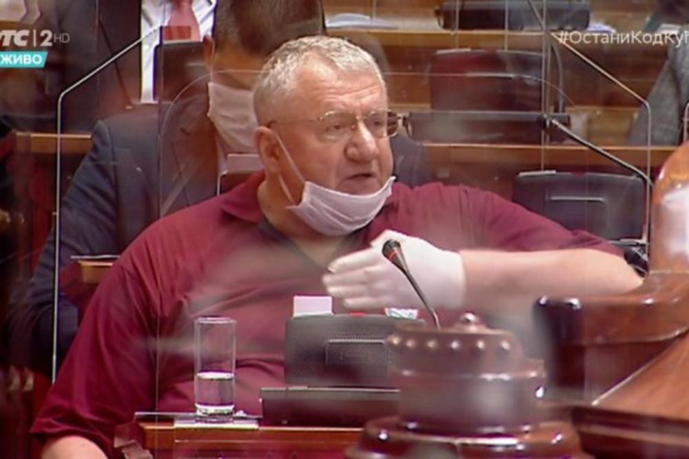 NE ZNAM DOKLE ĆE VUČIĆ VIŠE OVO DA TRPI, JA BIH IH SVE POMLATIO! Boško predvodi razularenu bandu ljotićevaca!