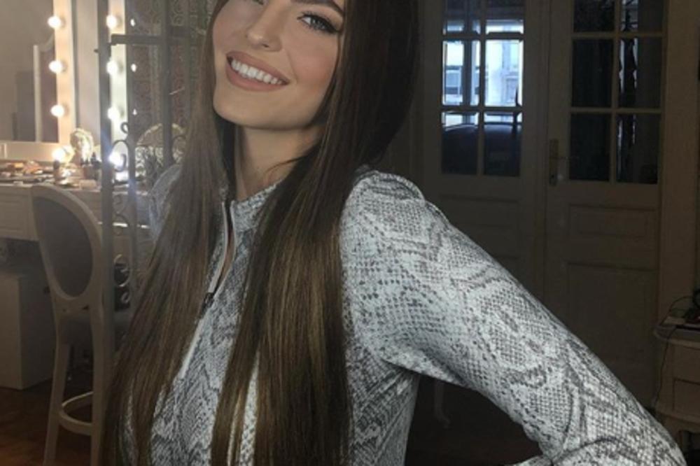 DŽEJLA RAMOVIĆ PROŠETALA OPASNOG FRAJERA: Svi će danima pričati o njima, isplivala i FOTKA!