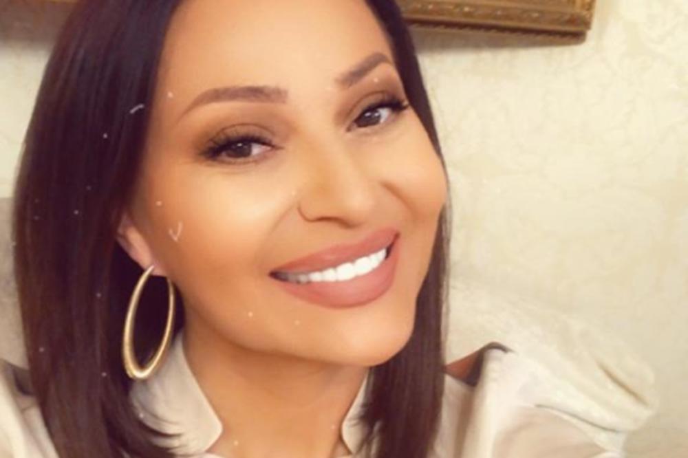 CECA OČARANA OVIM MUŠKARCEM, ZALJUBILA SE ČIM JOJ JE PRIŠAO: Postao je njena najveća ljubav, evo kako ga opisuje!