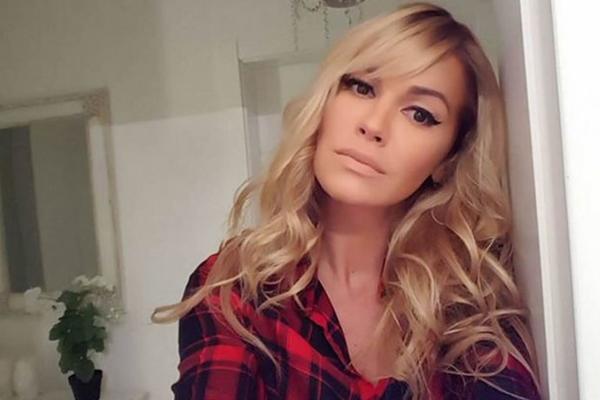 RIBETINA! NOVOSADSKA BARBIKA GORI U PETOJ DECENIJI: Zapalila Instagram izvajanom figurom! (FOTO)