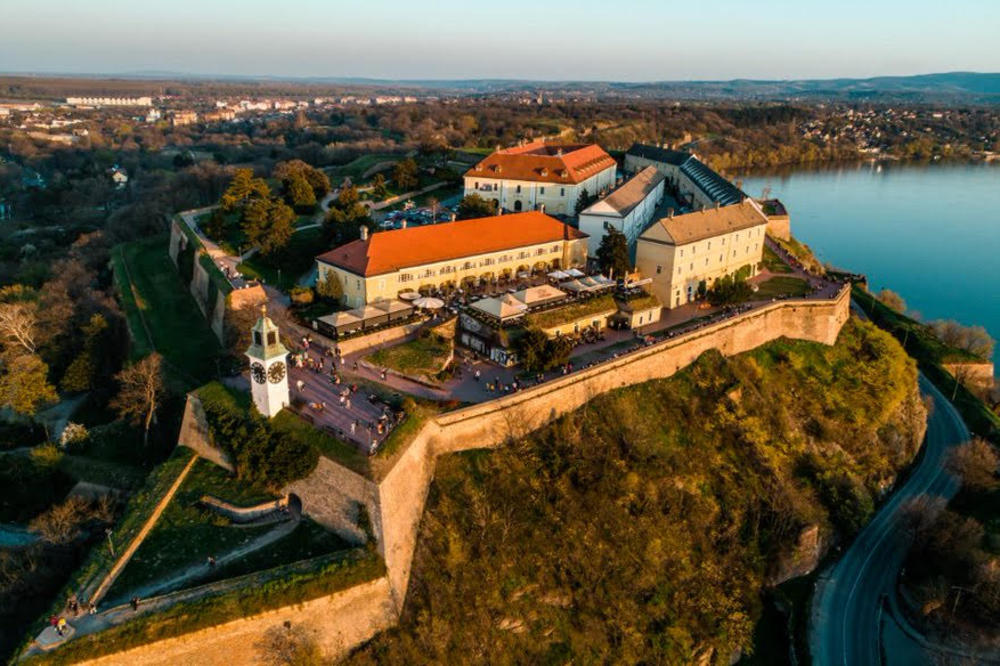 EXIT TV DONOSI „PRVOMAJSKI SPECIJAL“: Posvećen celom regionu iza zatvorenih granica