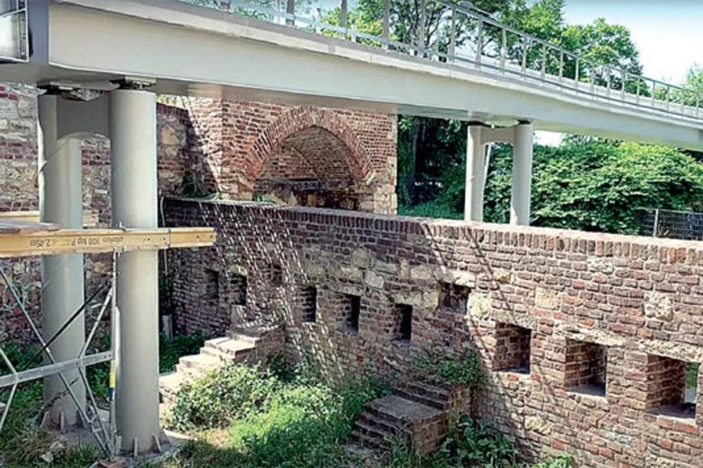 Zbog kalemegdanske gondole Beograd će ostati bez 1 MILIJARDE EVRA POMOĆI za rekonstrukciju tvrđave