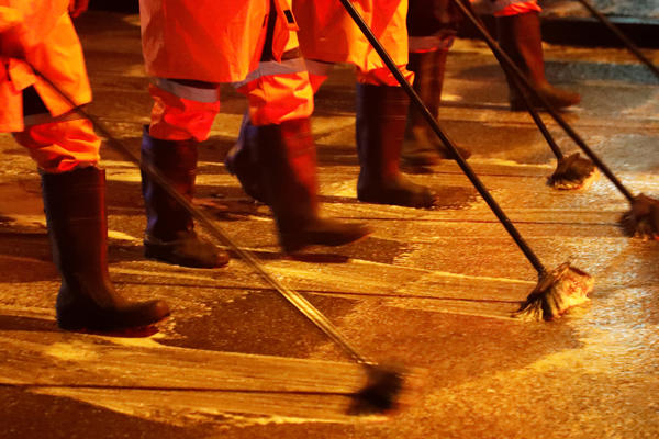 PRAZNIK RADA DOČEKUJEMO UZ MILIONE OTKAZA ŠIROM SVETA: Sudbina mnogih radnika nikada nije bila neizvesnija!