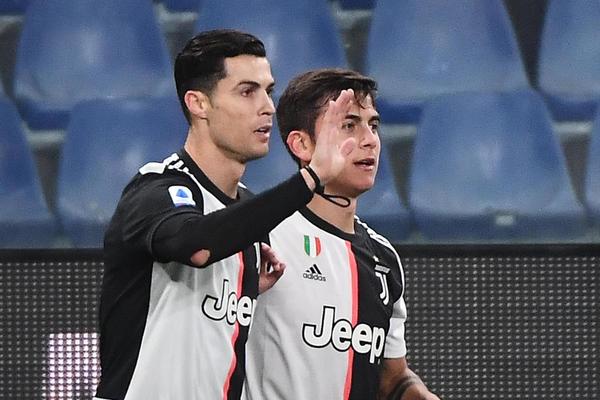 ZVEZDA ODUŠEVLJENA ĐOKOVIĆEVIM FUDBALSKIM ZNANJEM, IAKO NAVIJA ZA FEDERERA: Video sam ga, bio bi dobar fudbaler!