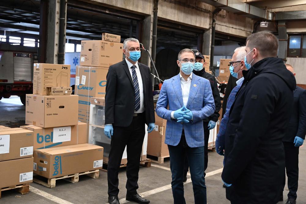 STEFANOVIĆ I VESIĆ OBELODANILI PLAN: Radili su 24 časa, red je!