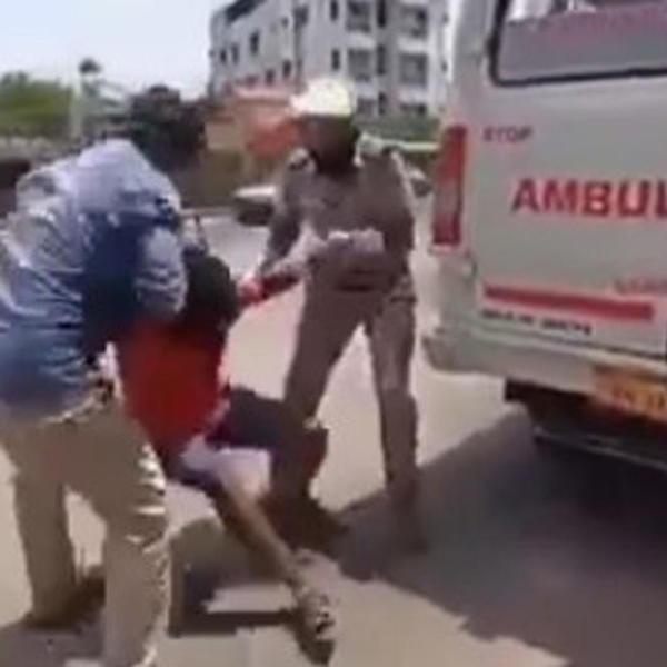 ŠOK VIDEO! Prekršili policijski čas, a onda su ih policajci ubacili MEĐU ZARAŽENE! Gledajte na svoju odgovornost