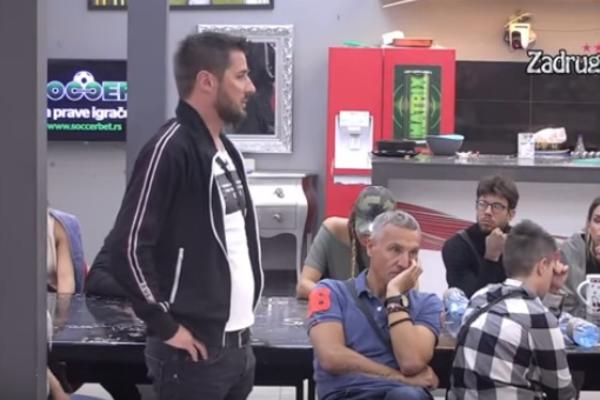 MARKO SE ISKLJUČIO IZ RIJALITIJA POSLE RASKIDA! Noćas joj se i obratio, ali ne kako bi ona želela!