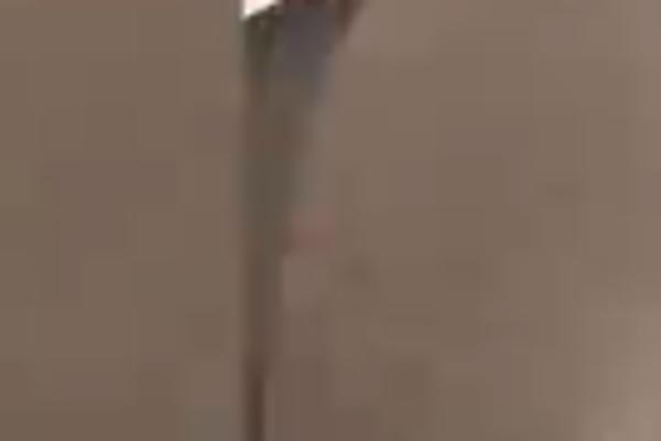 ISPLIVAO KUĆNI PRIVATNI SNIMAK IVE GRGURIĆ! Snimao je čuveni Suki, njena zadnjica u prvom planu!