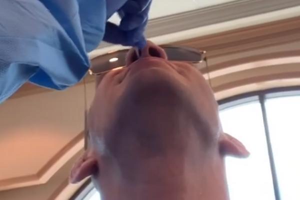 POGLEDAJTE KAKO TONIJA FERGUSONA TESTIRAJU NA KORONAVIRUS: Ovo je bio čudan osećaj