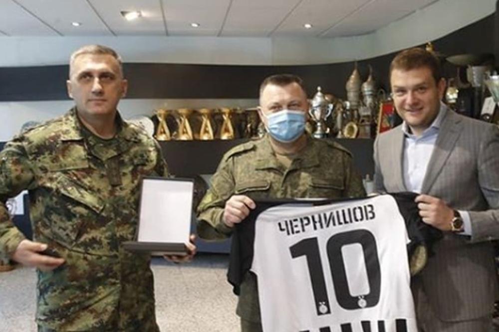 RUSKA VOJSKA U HUMSKOJ: General Černišov u poseti Partizanu!