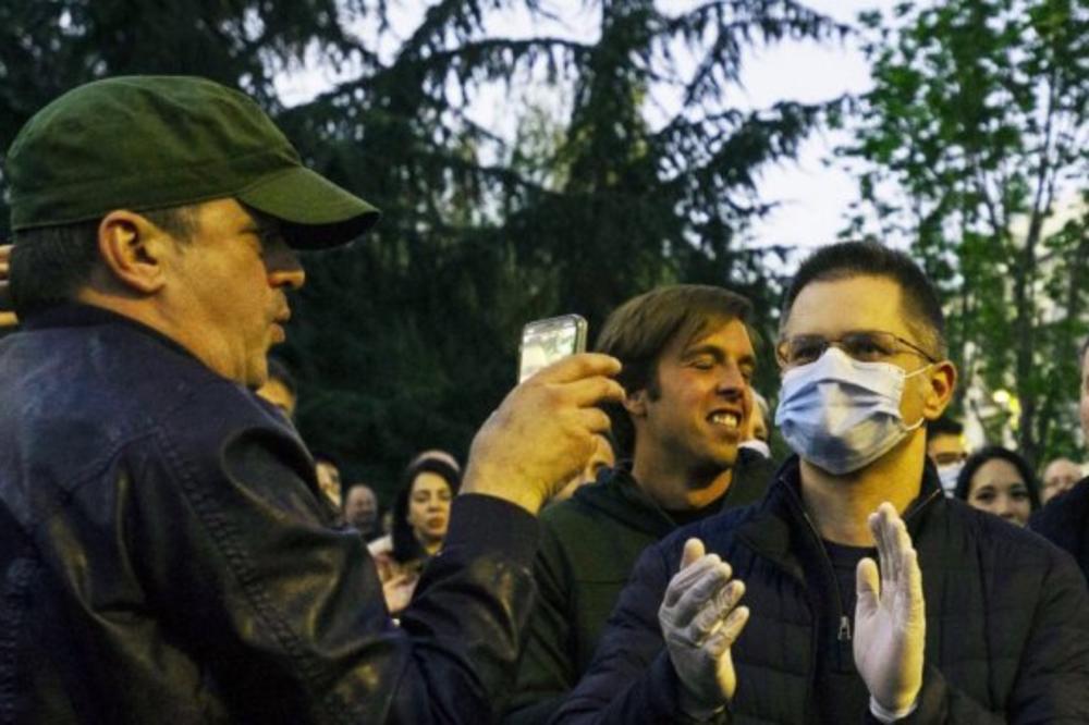 OPOZICIJA PUCA PO ŠAVOVIMA: Posle Boška Jeremićevi ljudi napali i Sergeja, Trifunović ih nasisao ku*em