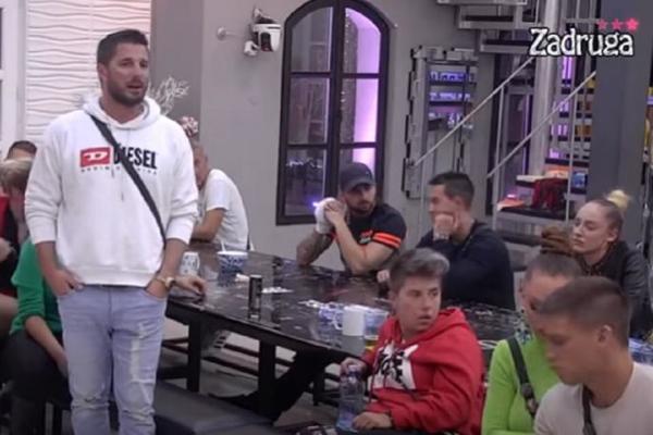 IMAM POTREBU DA JOJ SE IZVINIM I POGLEDAM OČI! Marko otkrio da želi da popriča sa Lunom, ali postoji jedan uslov