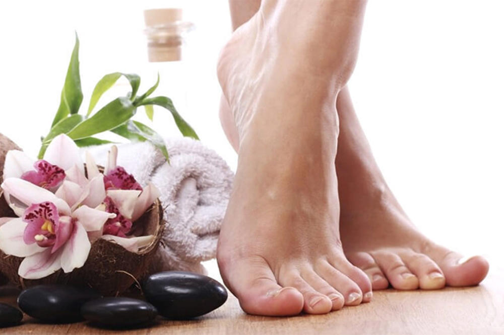 REVOLUCIJA U NEZI: Saznajte kako da sredite pete u kućnoj varijanti i pripremite ih za otvorenu obuću!