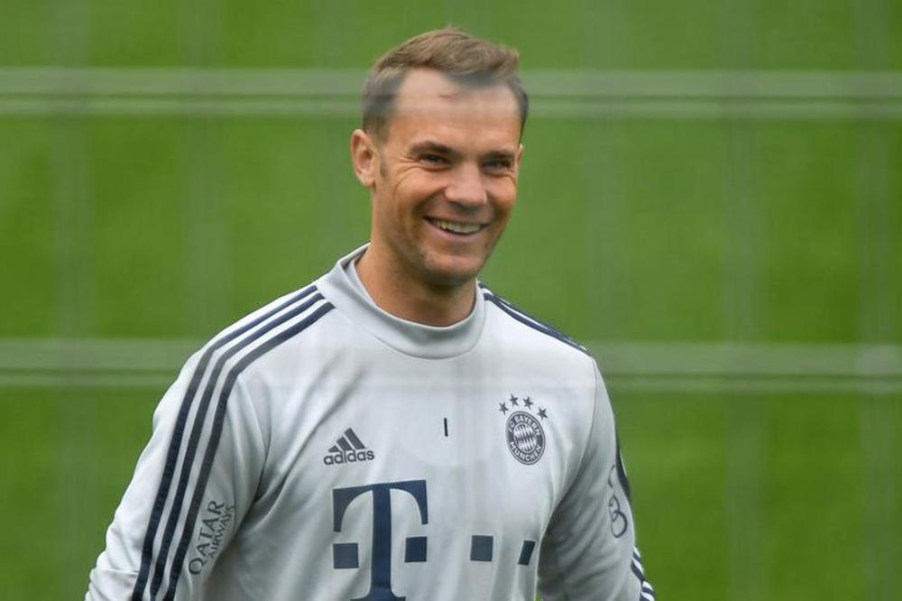 Nojer u problemima! Morao hitno da napusti trening!