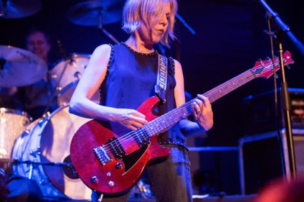 Tanja Doneli (Breeders) objavila obradu pesme Here Comes Your Man