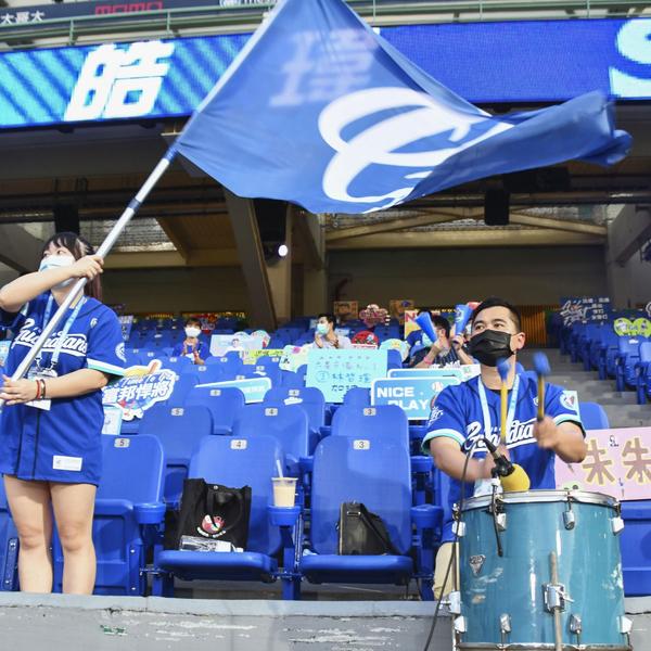 ONI SU JEDINA LIGA KOJA DOZVOLJAVA NAVIJAČE: Moraće da se poštuju baš specijalna pravila!