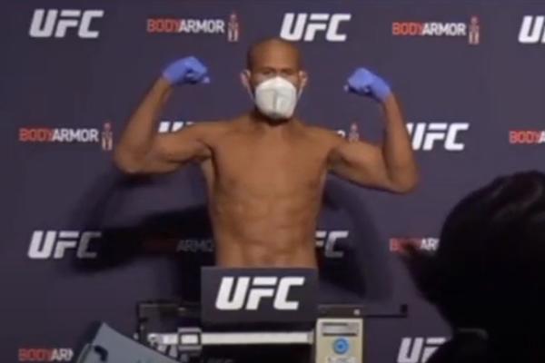 ŠOK PRED SAM UFC 249! DŽAKARE POZITIVAN NA KORONAVIRUS: Družio se s ostalim borcima, ali nema otkazivanja!