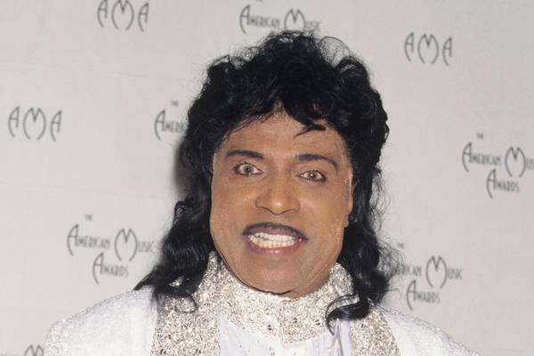 UMRO LITL RICHARD: Svet je zavijen u crno, misterija se nadvila nad njegovom smrću!