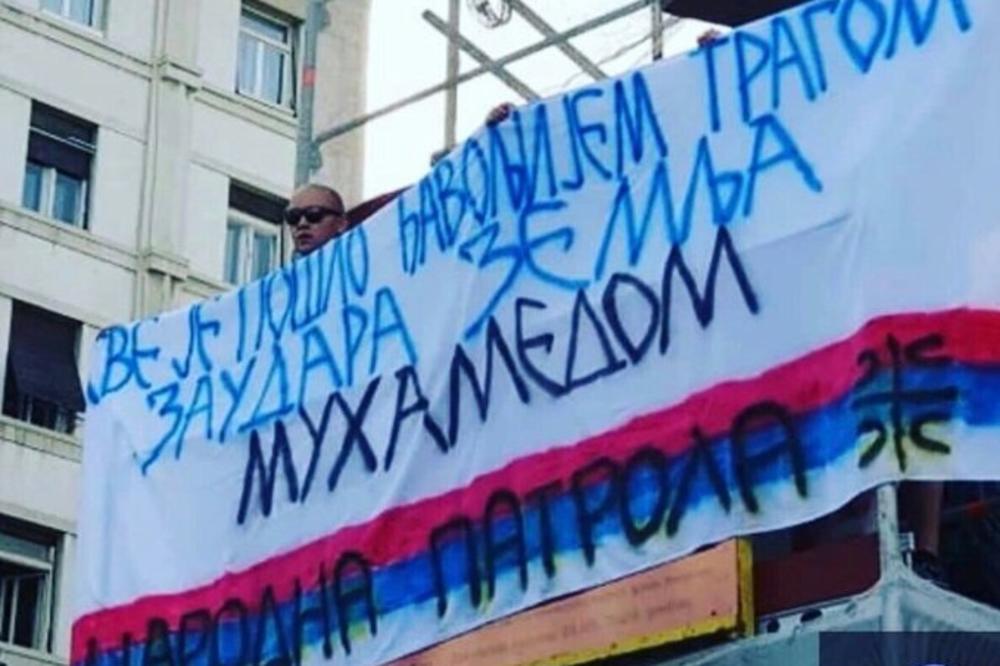 OVA PAROLA JE ŽESTOKO ZASMETALA NEKIM MUSLIMANIMA U SRBIJI: Kažu da je ovo FAŠIZAM, šta vi mislite?