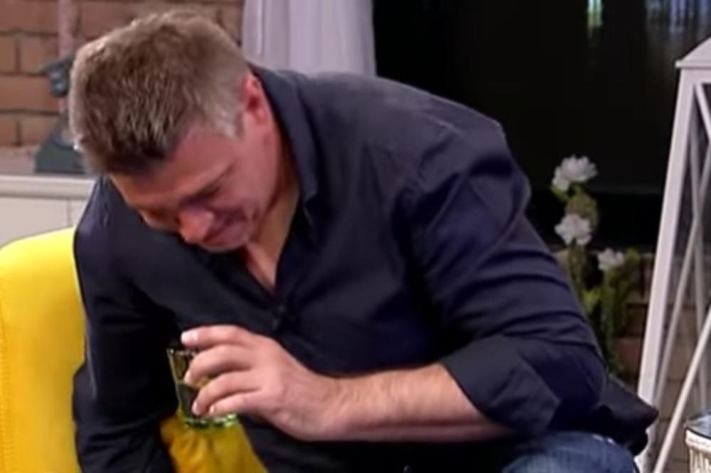 SAVO DRMN'O VISKI I ZAPEVAO: Palma i Rada Manojlović oduševljeni!