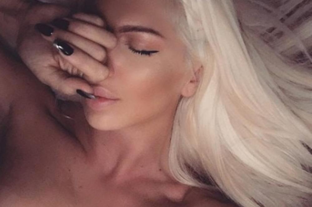 KARLEUŠA OBOŽAVA MARKE I SVUDA IH NOSI, A STRUČNJACI TVRDE DA JE SVE FEJK! Ona naručuje stvari preko ovog sajta?