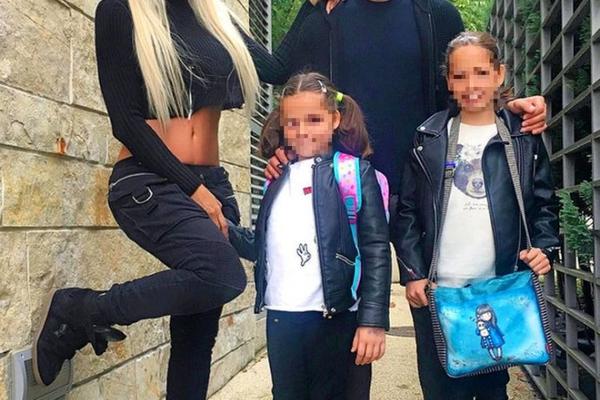 GENI SU ČUDO, ATINA TOŠIĆ ISTA MAJKA: Pogledajte snimak koji je objavila na Instagramu, ISTI POKRETI, ISTO LICE!