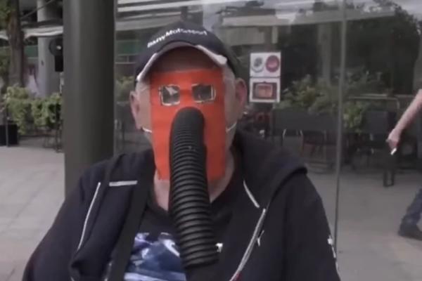BEOGRADOM 'LADNO ŠETA ČOVEK SA SURLOM: Internet se bukvalno USIJAO zbog njega, OVDE GA MOŽETE SRESTI (FOTO)