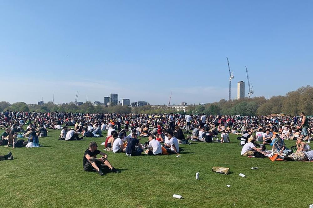 EVROPA GORI! Od Berlina preko Varšave do Londona ljudi izlaze na ulice i dižu glas!
