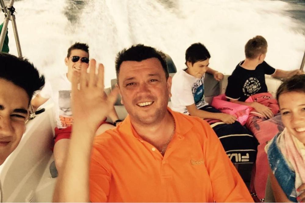 TUŽAN KRAJ POZNATOG VINARA: Imao je 12 dece, čistu dušu, a stradao je u stravičnoj nesreći! Uvek je pomagao svima!