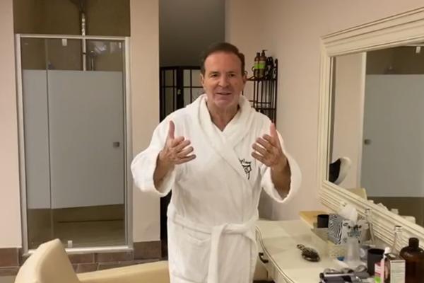 MILANKA ME JE PODMLADILA SVOJIM RUKAMA! Svi gledaju ovaj snimak i ne veruju da je Karić ovo objavio javno! (VIDEO)