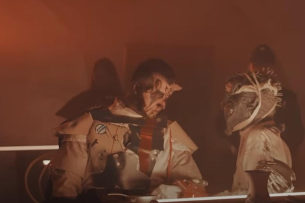 STAR WARS UZ OZBILJAN FOLK MELOS U SVEMIRSKOJ KAFANI: Marko Bulat kao Dart Mol tužan peva o leku za 31. vek!