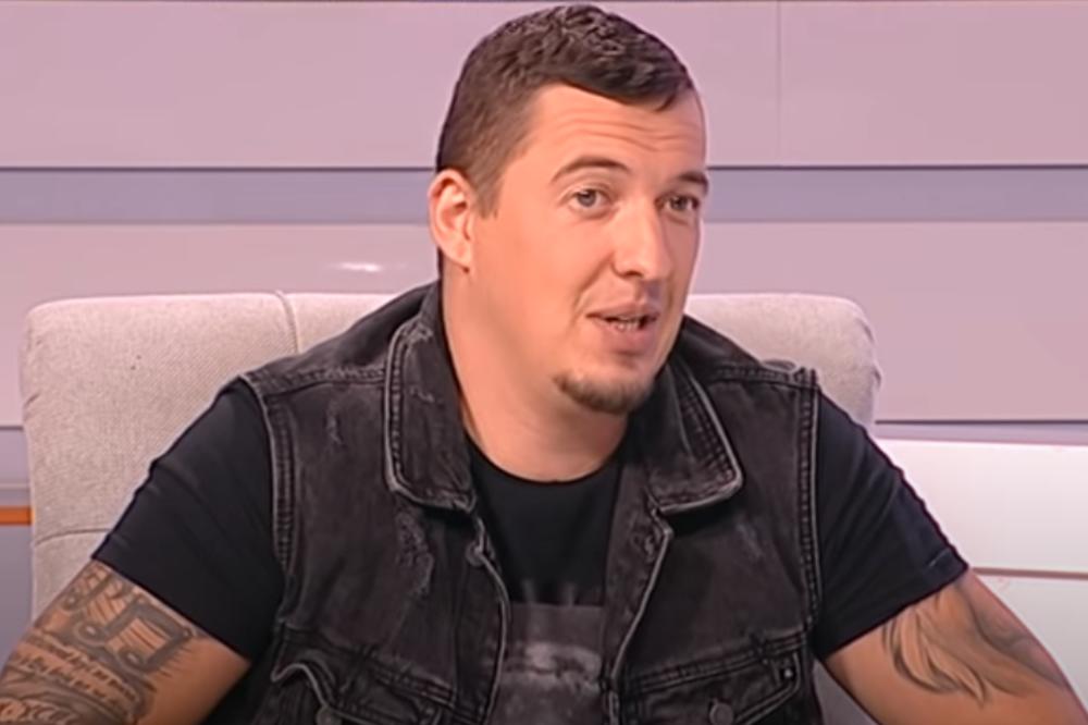 RAZVEO SE AMAR GILE, OTKRIVEN RAZLOG, ON I ŽENA DUGO ĆUTALI O SVEMU! Pogledajte kakva lepotica, sin je kod nje