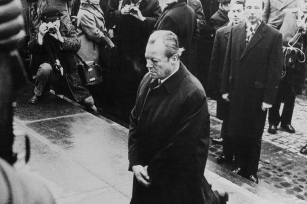 ŽELJKO PANTELIĆ: Mit o denacifikaciji Nemačke